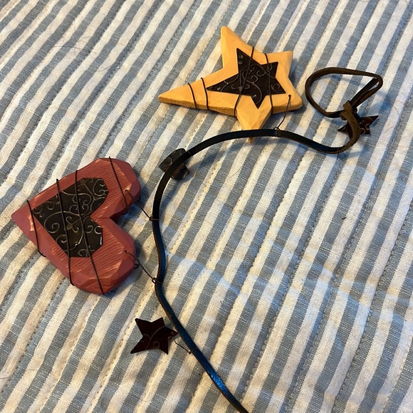 NWT Heart garland - Picture 2 of 3